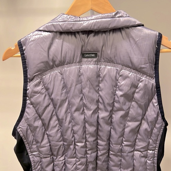 NWOT Calvin Klein Performance Puffer Vest - Picture 10 of 14